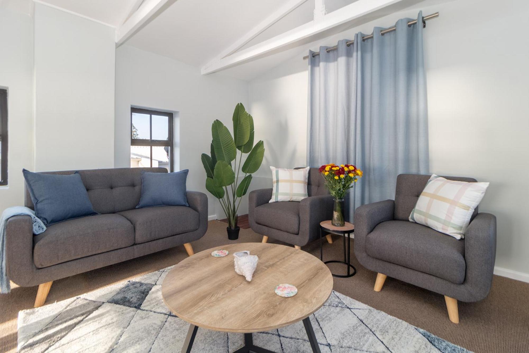 The Sandcastle Guesthouse - Melkbosstrand Bagian luar foto